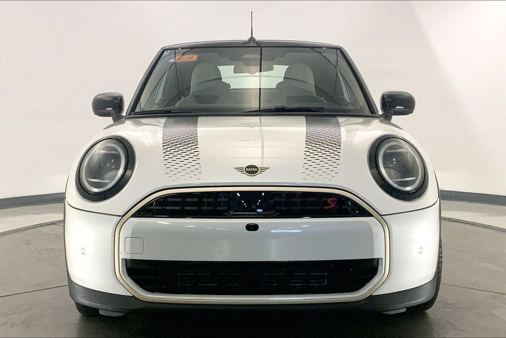 Used 2026 MINI Cooper S FWD image 2