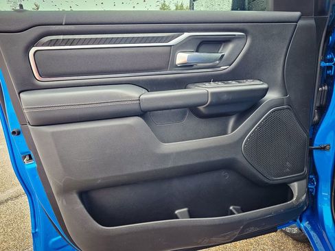 New 2026 RAM 1500 4x4 Crew Cab image 10