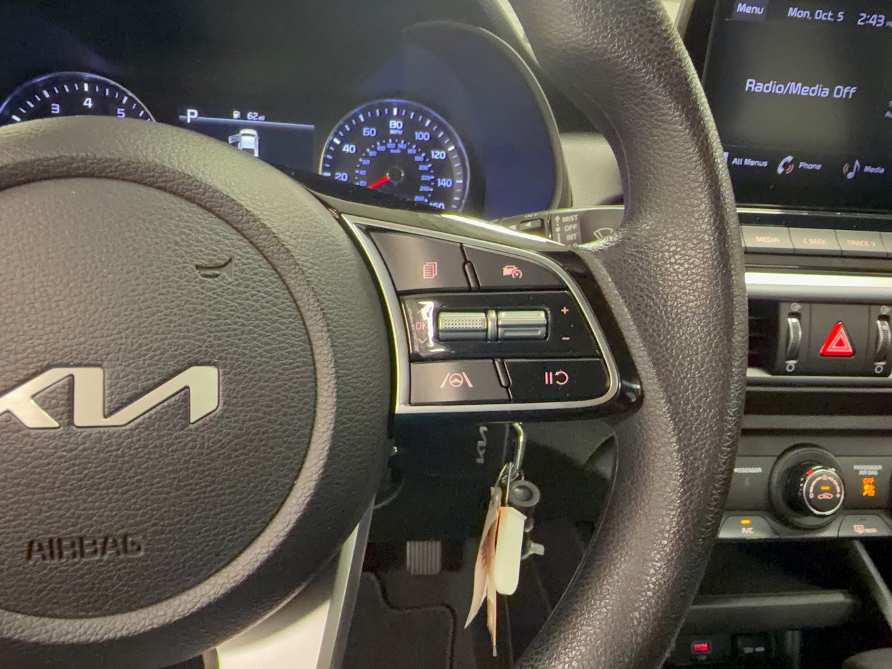 Used 2023 Kia Forte LXS w/ LXS Technology Package FWD image 19