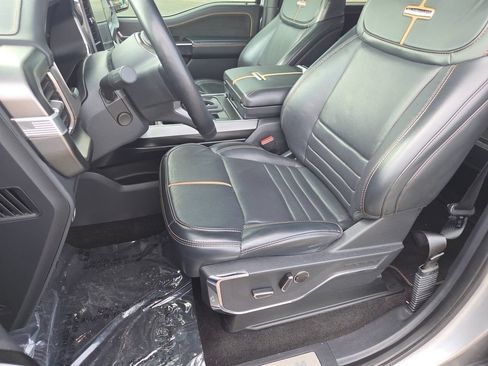 Used 2022 Ford F150 Platinum AWD/4WD image 6