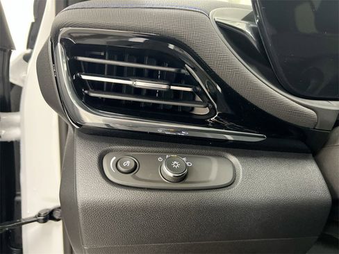 New 2026 Buick Envista Sport Touring w/ Convenience I Package image 17