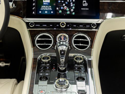 New 2026 Bentley Continental GTC AWD/4WD image 46