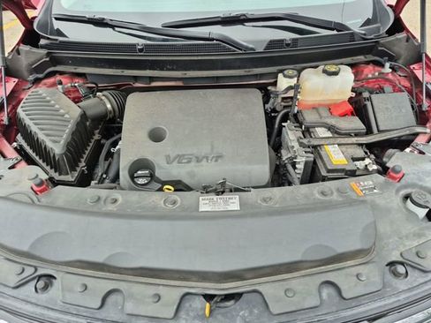 Used 2023 Buick Enclave Essence AWD/4WD image 17