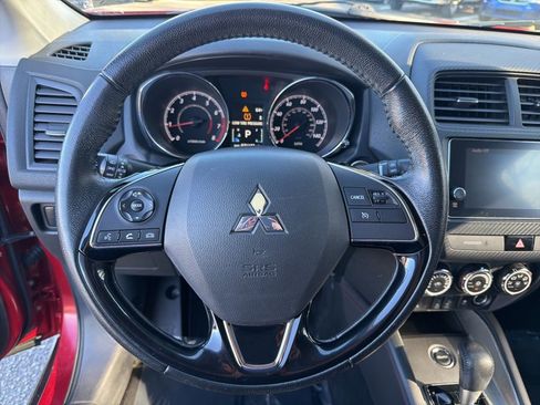 Used 2018 Mitsubishi Outlander Sport SE image 14