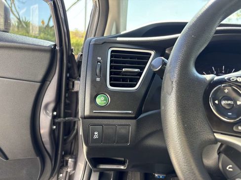 Used 2014 Honda Civic LX image 19