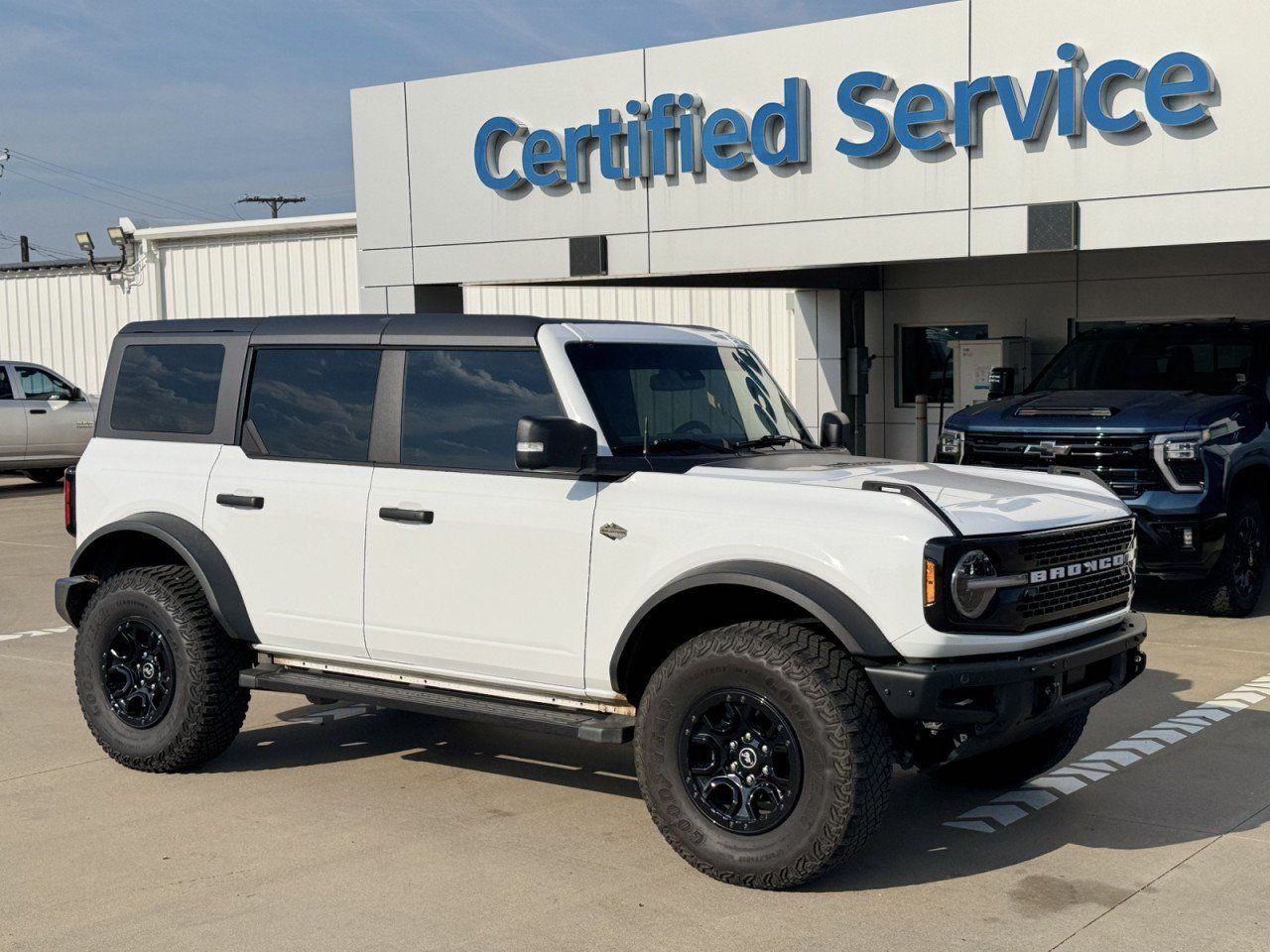 Used 2024 Ford Bronco Wildtrak AWD/4WD image 2