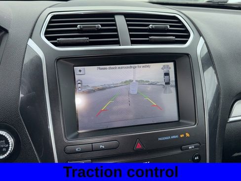 Used 2019 Ford Explorer Sport w/ Equipment Group 401A AWD/4WD image 13