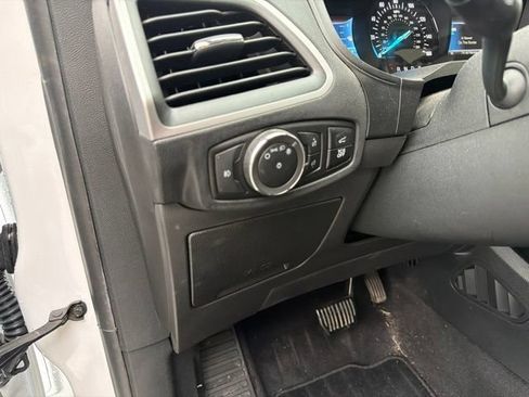 Used 2023 Ford Edge SEL w/ Convenience Package AWD/4WD image 22