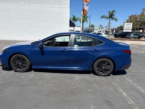 Used 2025 Toyota Camry SE FWD image 23