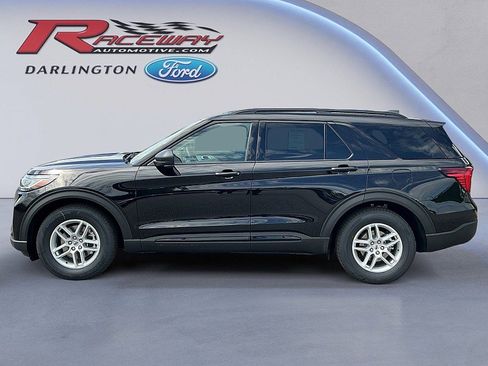 New 2026 Ford Explorer Active image 2