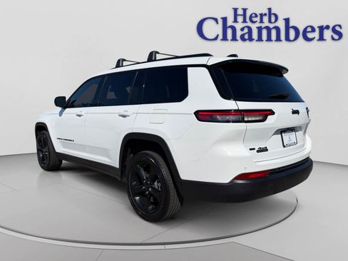 Used 2023 Jeep Grand Cherokee L Laredo AWD/4WD image 3