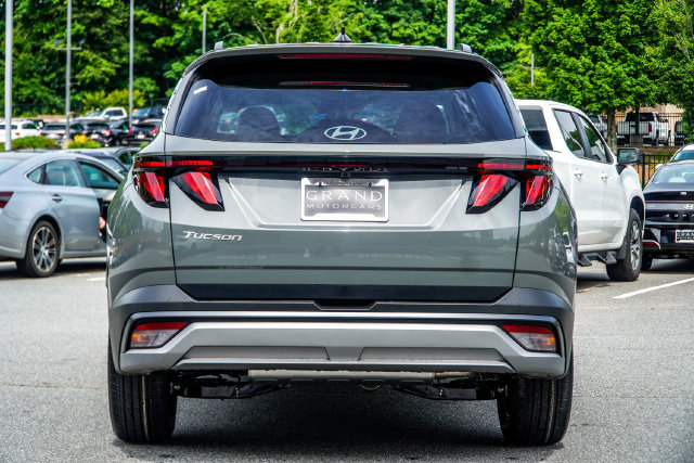 New 2026 Hyundai Tucson Limited FWD image 10