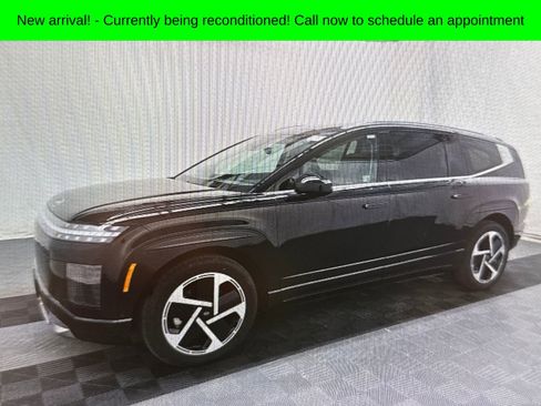 Used 2026 Hyundai Ioniq 9 Limited w/ Tow & Go Package AWD/4WD image 1