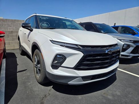 Used 2024 Chevrolet Blazer LT w/ Sound & Technology Package FWD image 1