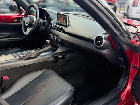 Used 2016 MAZDA MX-5 Miata Grand Touring RWD image 17