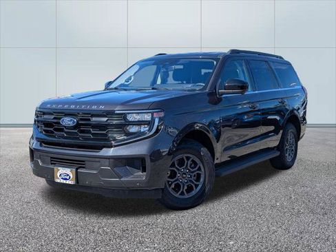 Certified 2025 Ford Expedition Active RWD image 1