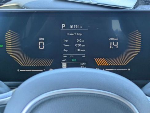 New 2026 Kia Carnival LXS FWD image 32