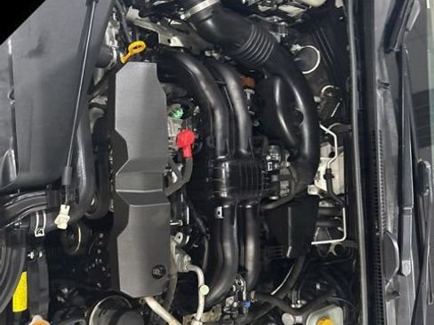 Used 2017 Subaru Crosstrek 2.0i Premium image 39