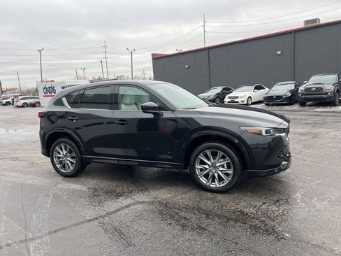New 2025 MAZDA CX-5 AWD 2.5 S w/ Premium Plus Pkg image 3