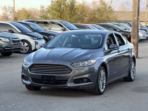Used 2013 Ford Fusion SE image 9