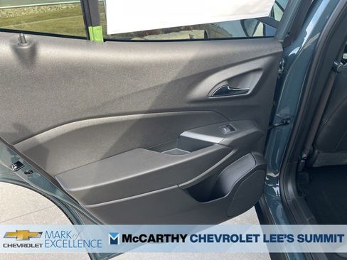 New 2026 Chevrolet Trax LT w/ LT Convenience Package image 16