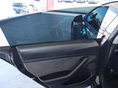 Used 2023 Tesla Model 3 Standard Range image 23