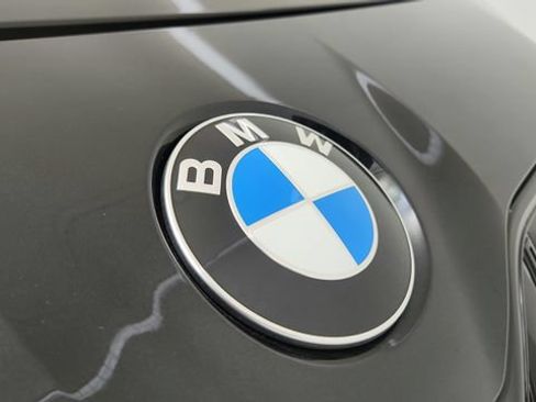 Used 2026 BMW 740i w/ Premium Package RWD image 46