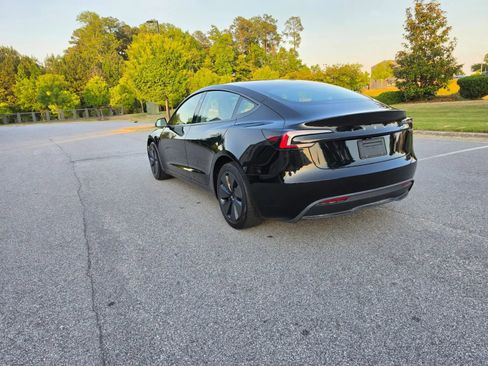 Used 2025 Tesla Model 3 RWD image 7