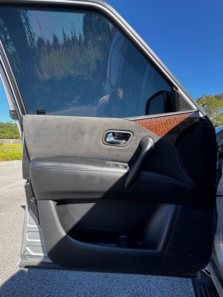 Used 2020 Nissan Armada SV w/ Driver Package RWD image 10