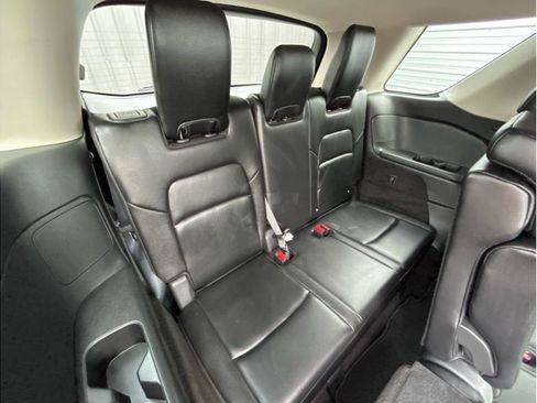 Used 2024 Nissan Pathfinder SL image 26