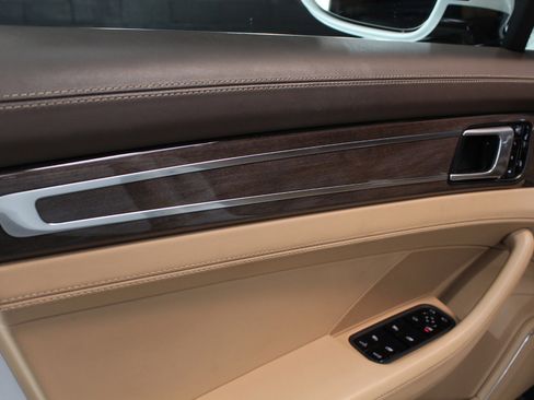 Used 2018 Porsche Panamera Turbo AWD/4WD image 29