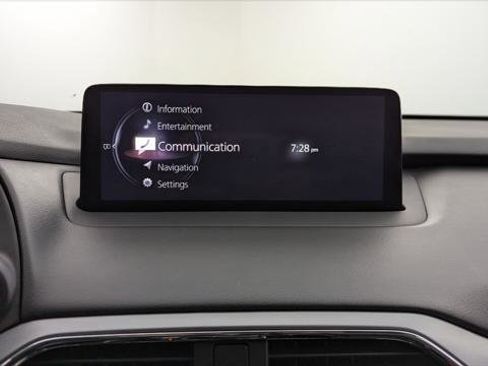 Used 2023 MAZDA CX-9 Touring image 28