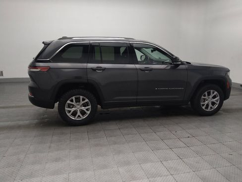 Used 2022 Jeep Grand Cherokee Limited image 10