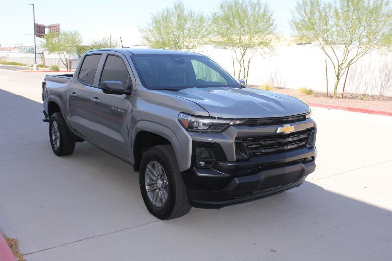 Used 2025 Chevrolet Colorado LT w/ LT Convenience Package RWD image 3