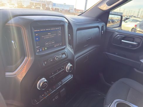 Used 2024 GMC Sierra 1500 Pro w/ Trailering Package image 21