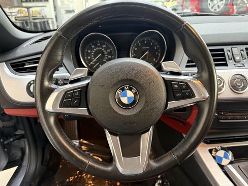 Used 2009 BMW Z4 sDrive35i RWD image 17