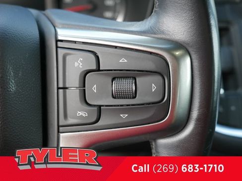 Used 2021 Chevrolet Suburban Z71 AWD/4WD image 31