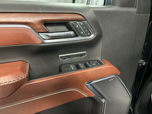 Used 2023 GMC Sierra 1500 Denali Ultimate image 14