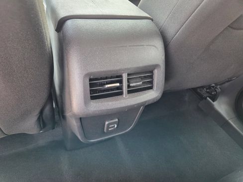 Certified 2024 Chevrolet Equinox LS w/ LS Convenience Package FWD image 7