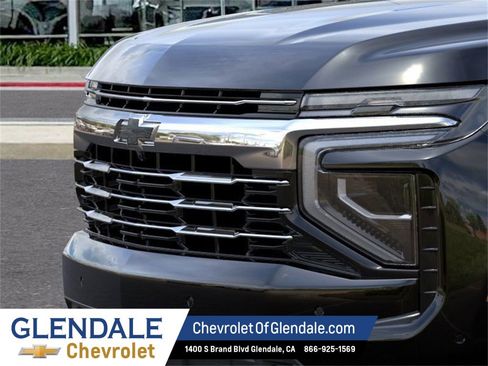 New 2026 Chevrolet Suburban LT w/ Comfort Package image 13