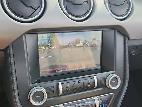 Used 2022 Ford Mustang Premium RWD image 6