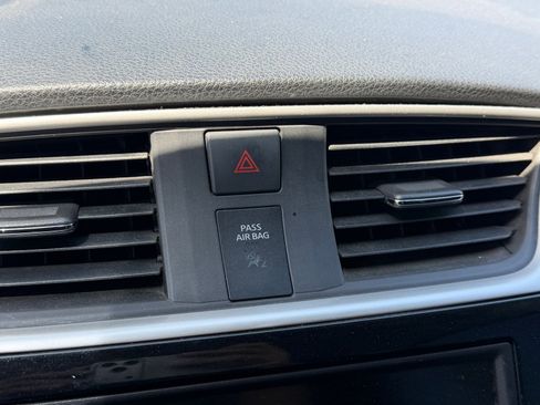 Used 2019 Nissan Sentra SV FWD image 8