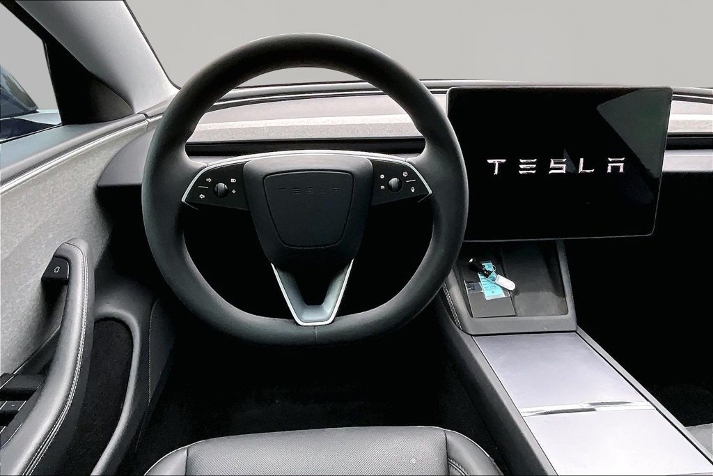 Used 2025 Tesla Model 3 Long Range RWD image 8