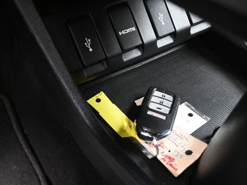Used 2017 Honda HR-V EX image 14