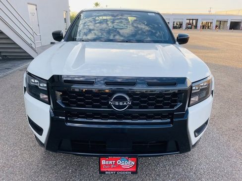 New 2026 Nissan Frontier SV image 2