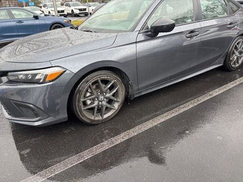 Used 2023 Honda Civic Sport image 16