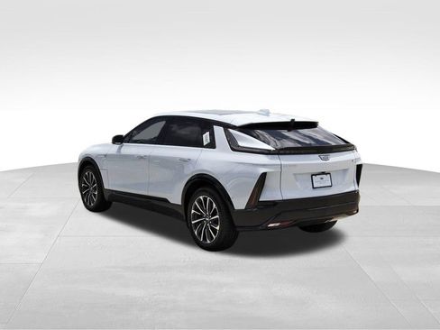 New 2027 Cadillac Lyriq Sport AWD/4WD image 3