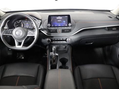 Used 2022 Nissan Altima 2.5 SR FWD image 13