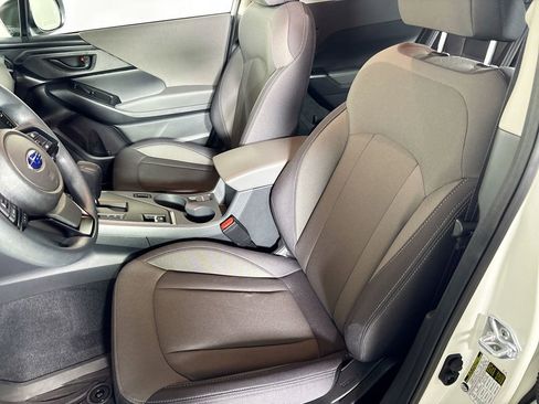 Certified 2025 Subaru Crosstrek 2.0i Premium w/ Crosstrek Mirror Package image 12