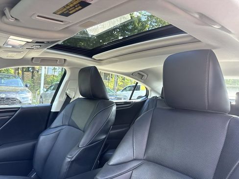 Used 2021 Lexus ES 350 w/ Premium Package FWD image 16
